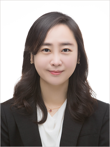 YENA LEE